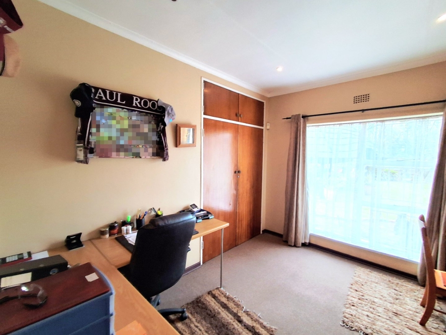 4 Bedroom Property for Sale in Vaalpark Free State